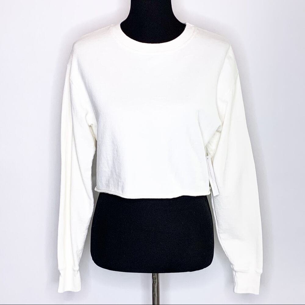 ModCloth cream off white cropped long sleeve sweatshirt Extra Small XS NWT